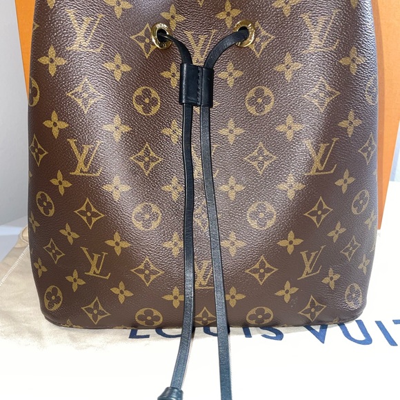 SOLD ❌Authentic Louis Vuitton NéoNoé MM - Picture 2 of 15